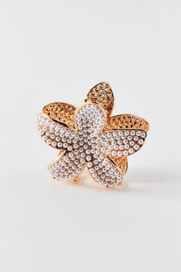 Aria Flower Claw Clip