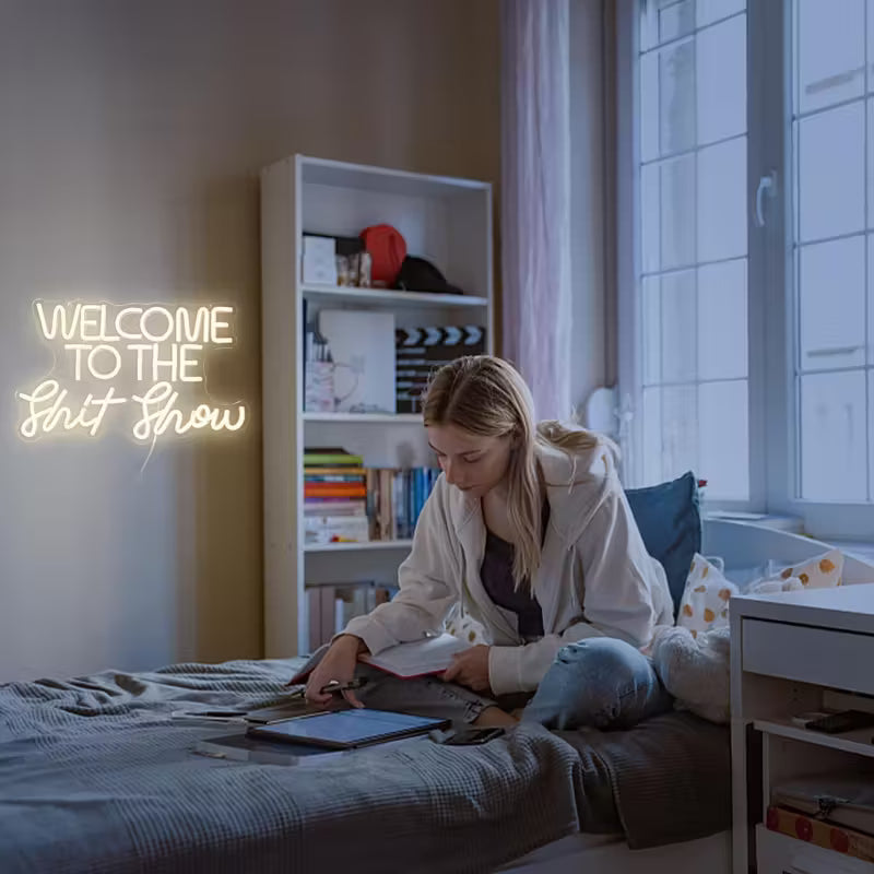 Fiery Red Heart LED Neon Sign – USB-Powered Wall Decor for Bedroom